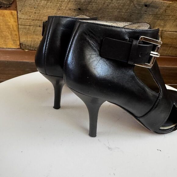 Michael Kors MK Plate Peep-Toe Booties – Size 6M - Picture 8 of 12